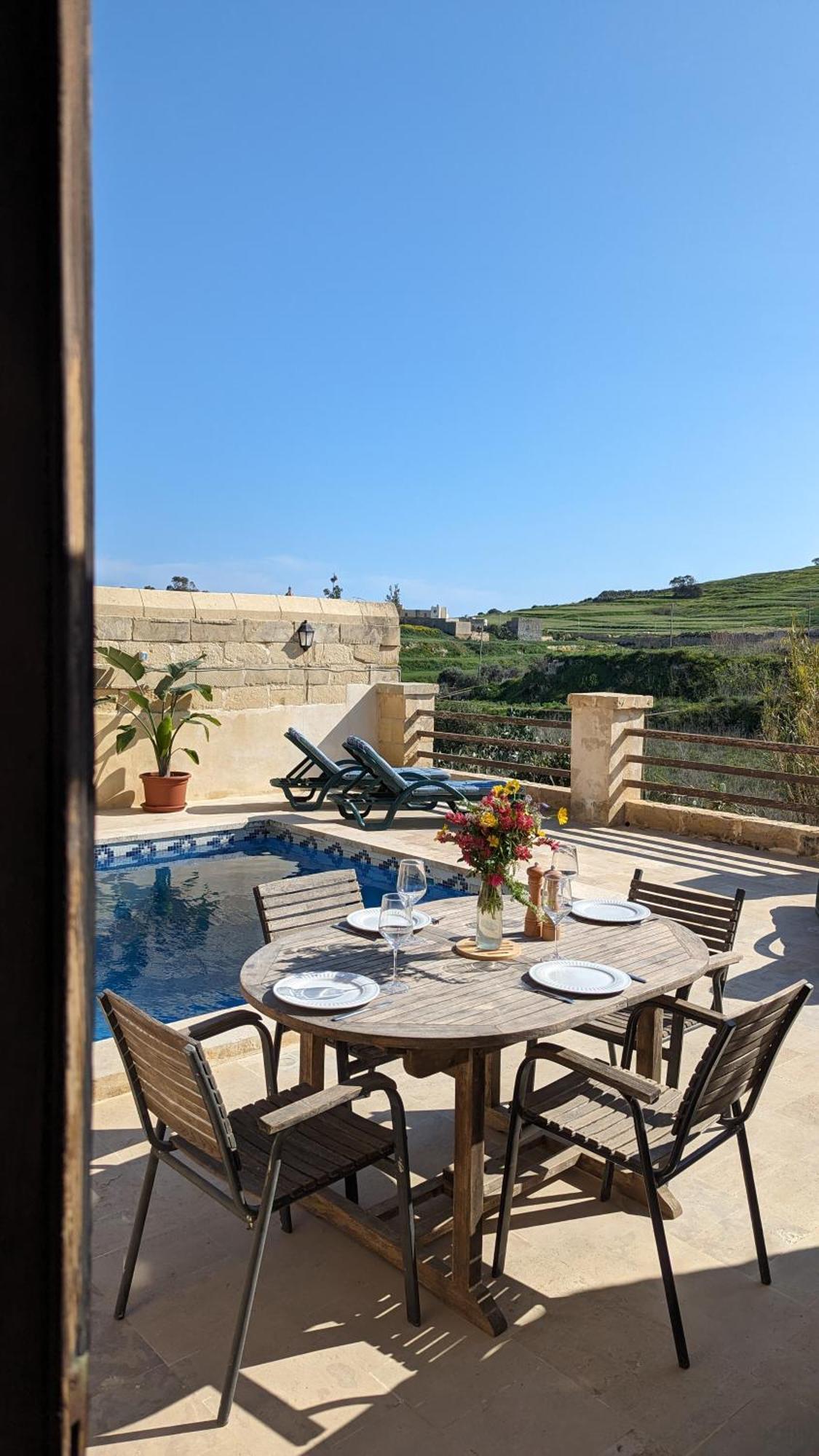 Soluna Boutique Guesthouse Għasri Eksteriør bilde